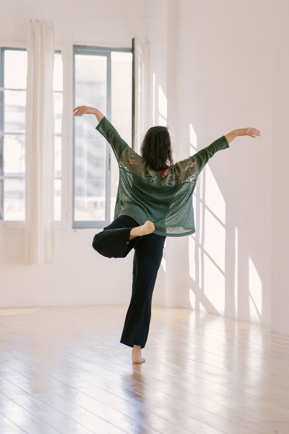 francesca-aliai-yoga-danza-movimiento-barcelona.jpg